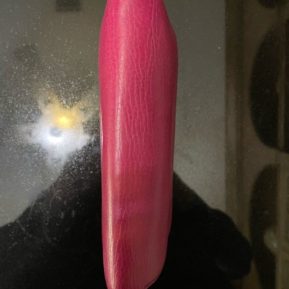 Gucci Embossed Logo SoHo Zippy Grain Leather large wallet Fuchsia pink - Picture 14 of 14